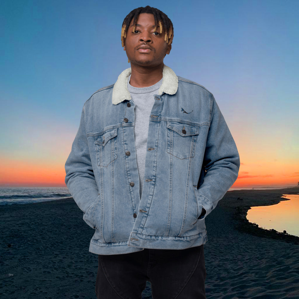 THE SUBTROPIC Recycled Plastic Trucker Jacket Classic Denim Model