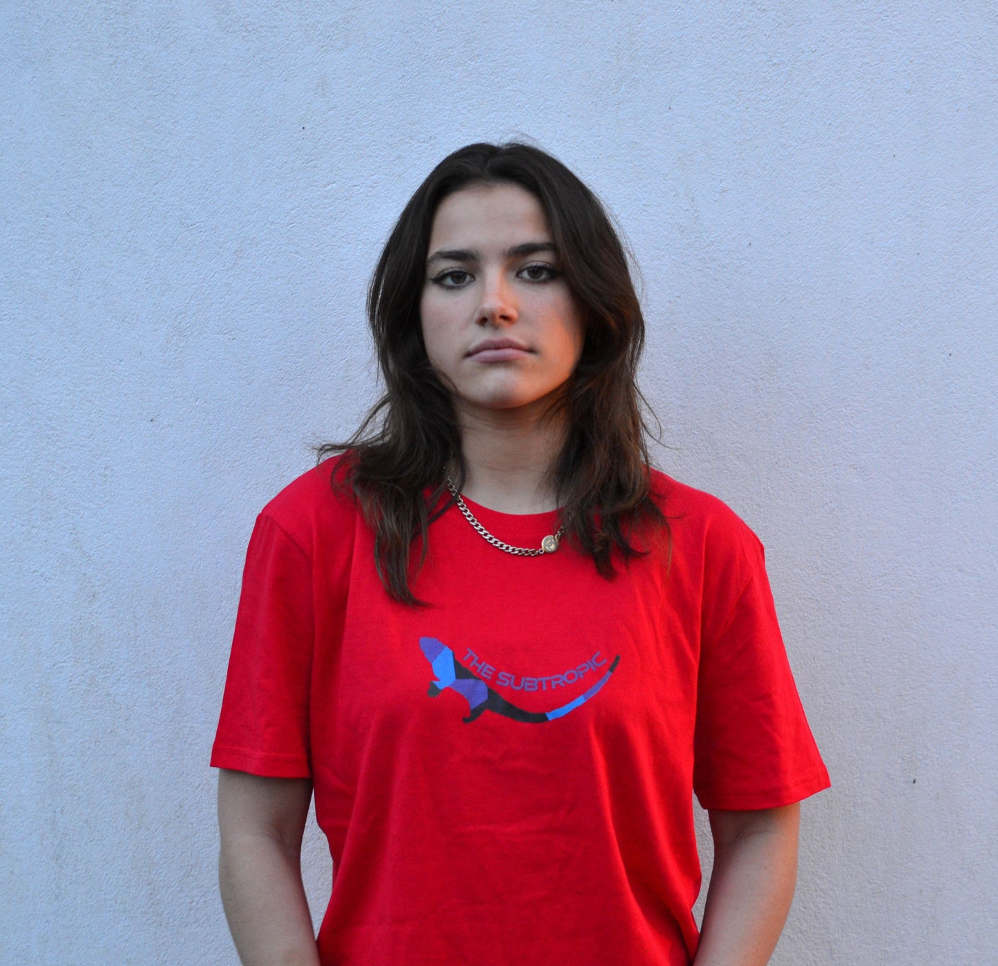 ESSENTIAL 2.0 SUBTROPIC Organic Red Tee Model Pic 1