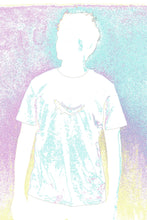 Load image into Gallery viewer, ESSENTIAL 2.0 SUBTROPIC Organic White Tee Funky Pic
