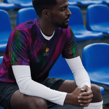Load image into Gallery viewer, France Football World Cup Jersey
