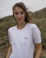 Load image into Gallery viewer, Ash Essential Organic Tshirt female model 1

